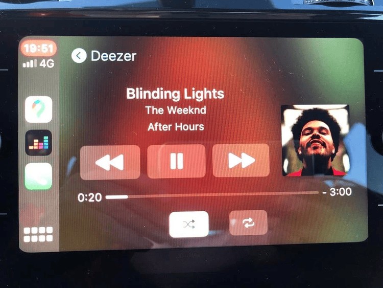 Deezer Apple CarPlay App