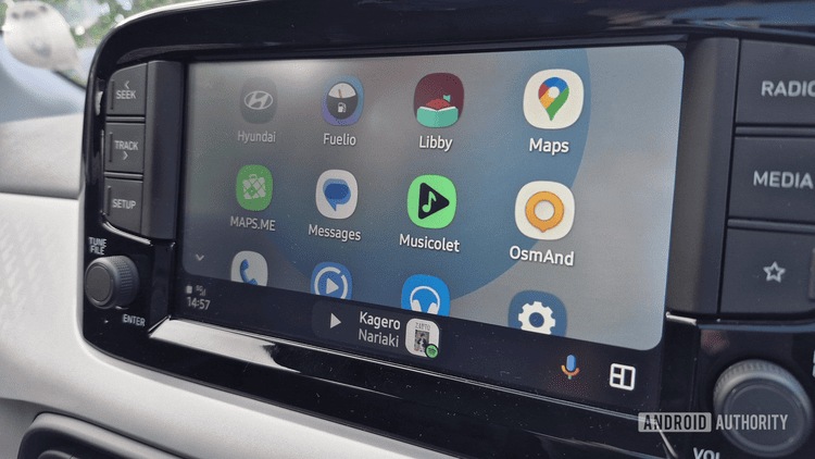 Libby Apple CarPlay App
